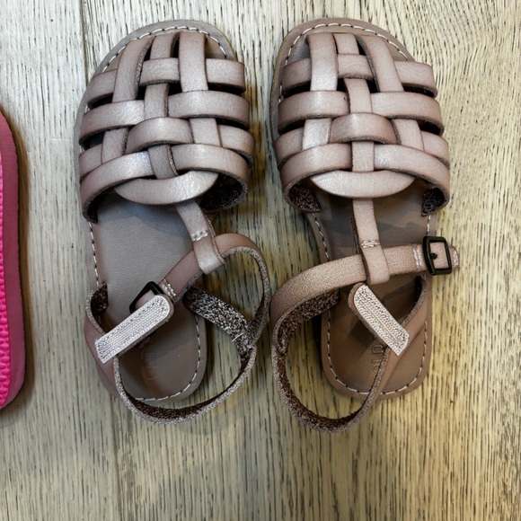 Old Navy Sandals 6T (flip flops) and 7T (espadrilles) - Picture 5 of 5